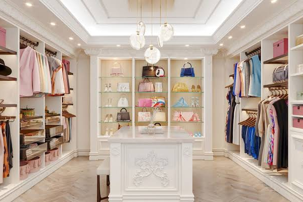 Walk In Closet Organization Systems for Residential Bedrooms With Smart Storage Features