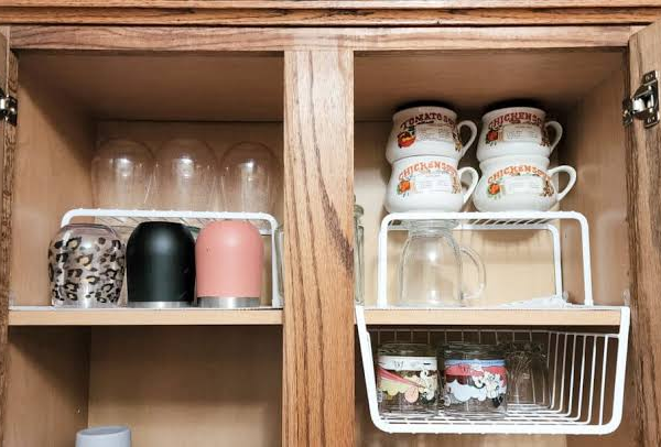 Kitchen Cabinet Organization Techniques That Create Efficient Storage Systems for Modern Homes
